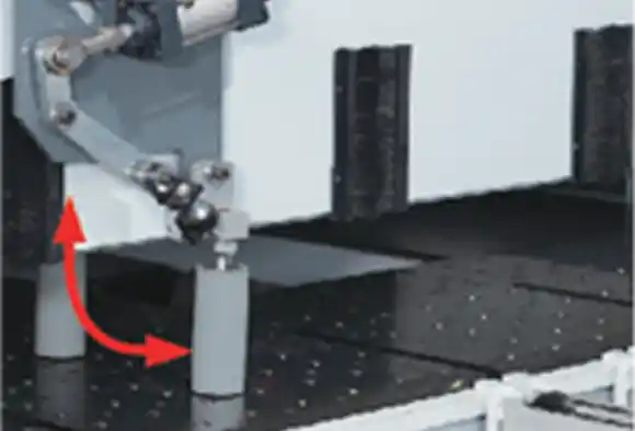 Japan-imported 10" TFT colorful touch screen